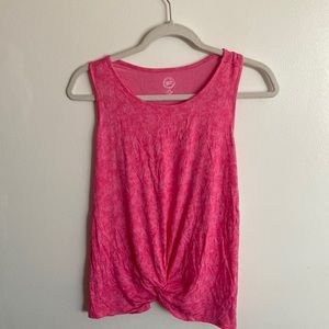 Women’s pink tank top